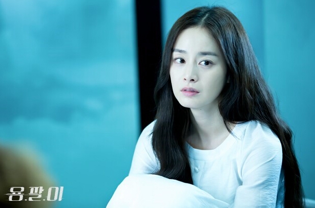 자연미인+뇌섹녀, 19일 신부 되는 김태희가 걸어온 연기 인생