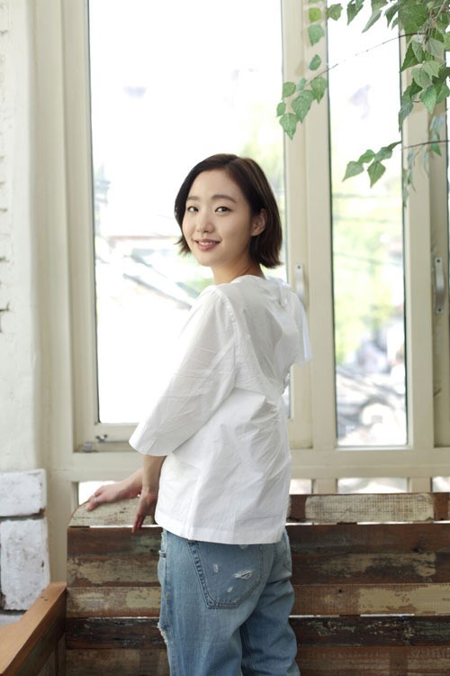 중한 차세대 청순 女스타는 누구? ‘도깨비’ 김고은 김태희 박하선 저우둥위 리녠 쑨리…