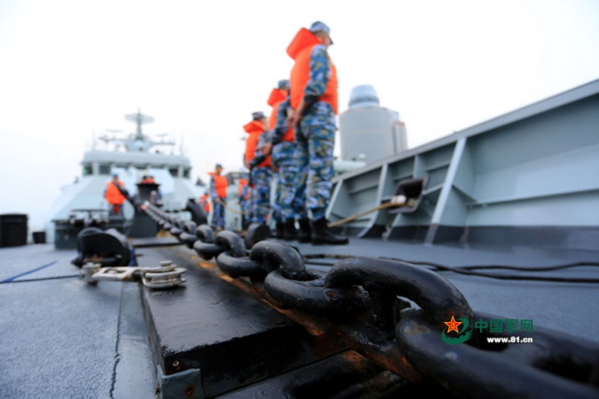 中 해군 둥하이함대, 2017 새해 첫 해상 훈련 실시