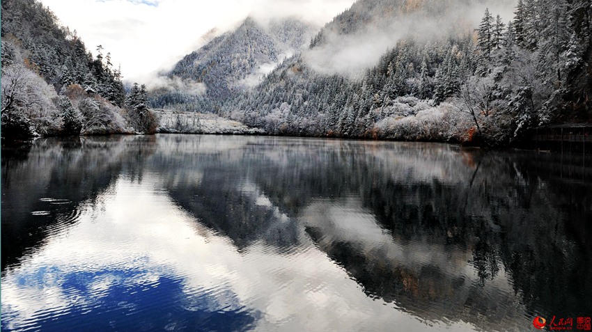 쓰촨 주자이거우에 내린 첫눈, 자연의 아름다움이란 이런 것