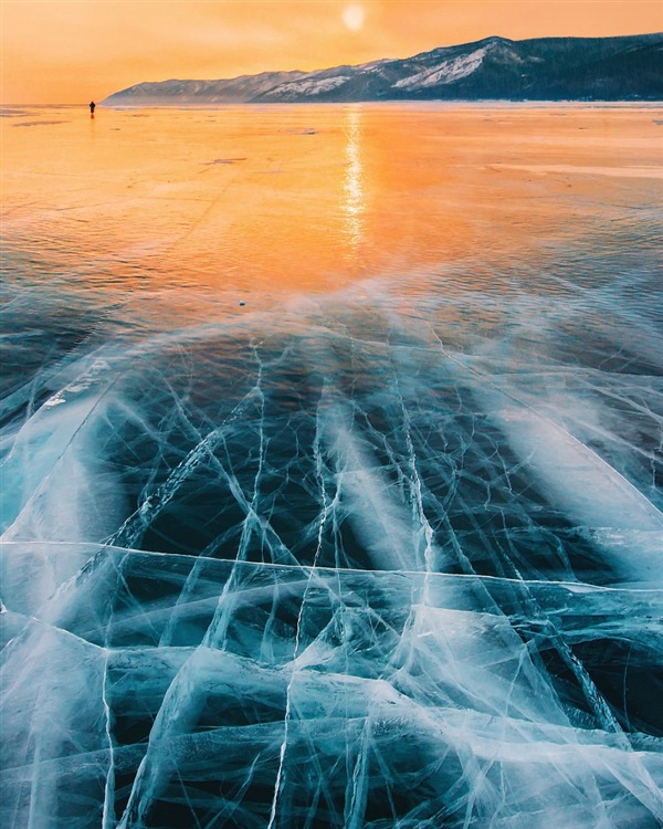 세계에서 가장 오래된 신비한 호수, ‘바이칼 호’