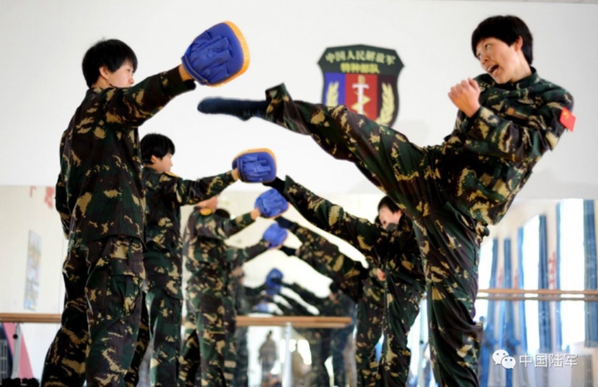위풍당당, 해방군 육군 첫 女군 특전사 부대