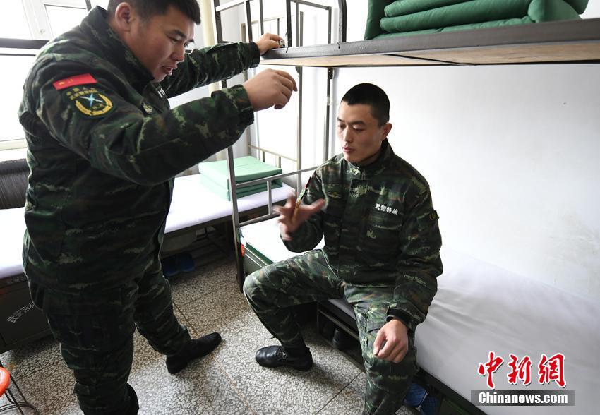 중국 23세 ‘무장경찰 부대 명사수’의 스토리