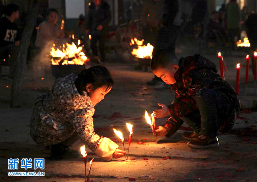 후난 헝양: 화려한 등불 축제 ‘화등절’ 탐방, 새해 복 기원하는 행사