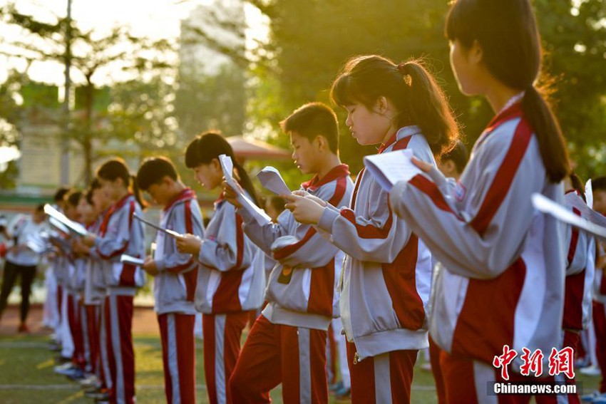 중국 하이커우 학생 수천 모여 ‘단체 태권도 체조+국학 고전’ 선보여