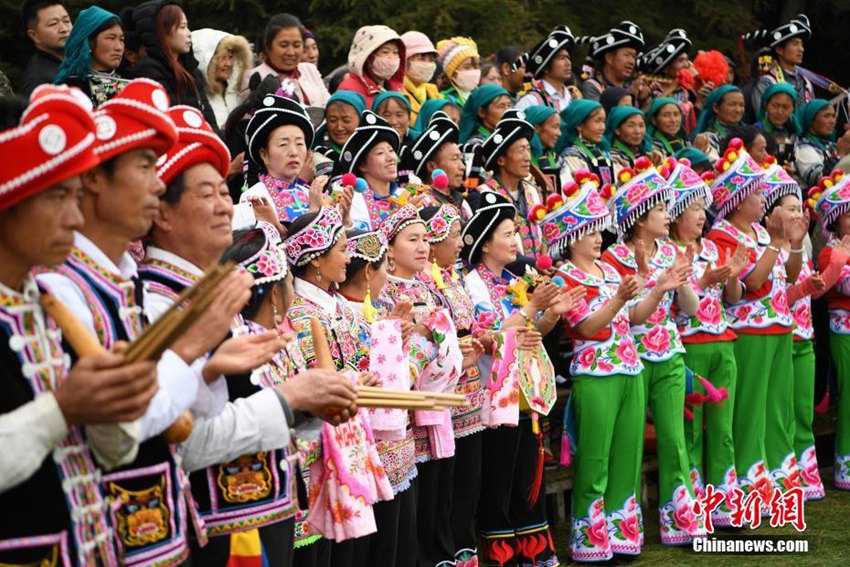 윈난 300년 전통이 내려온 톈펑산 가요제, 소수민족 축제의 장