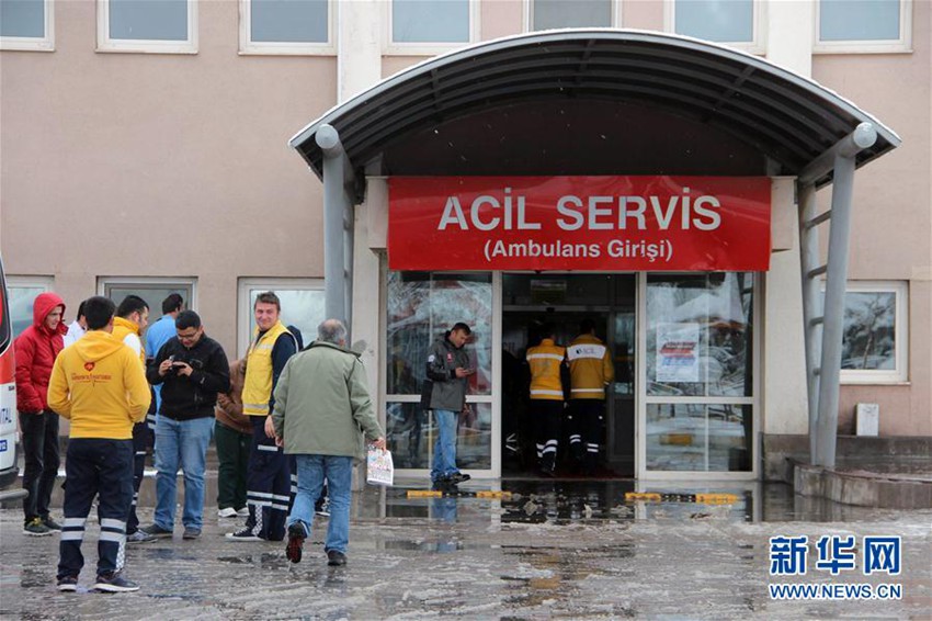 터키서 열기구 사고 발생, 중국 관광객 15명 부상