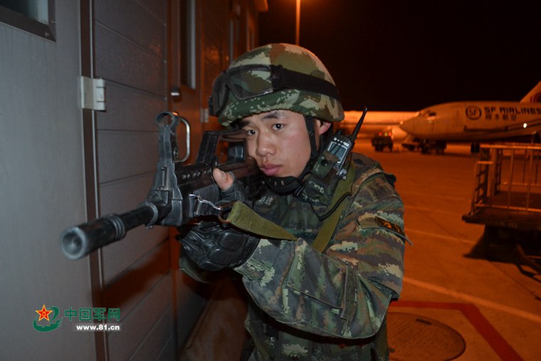 베이징 서우두 국제공항 무장경찰들의 특별한 훈련법, 뛰어난 대테러 능력