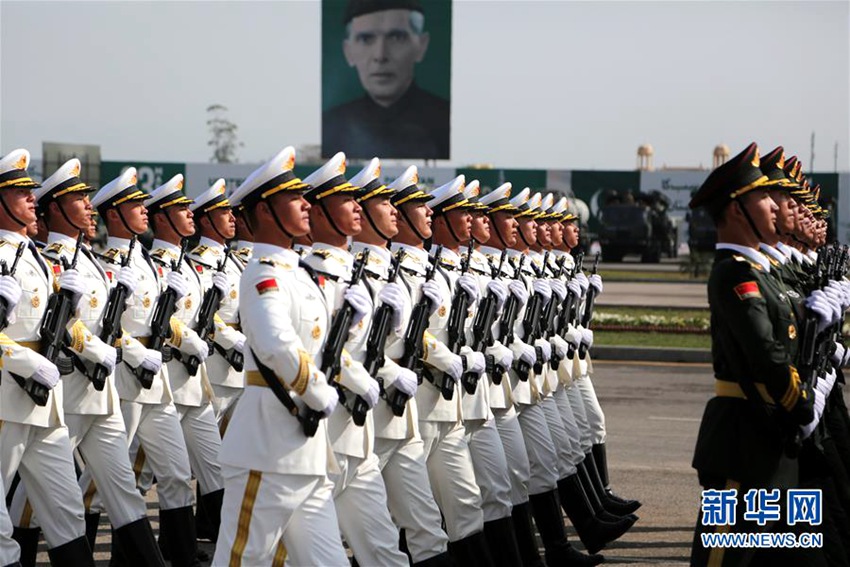 중국 인민해방군 3군 의장대, ‘파키스탄의 날’ 열병식에 최초 참가