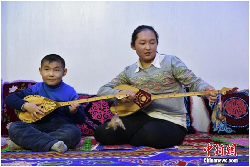 중국 간쑤 아커싸이: 카자흐족의 새해 ‘나우러쯔제’, 화려한 축제
