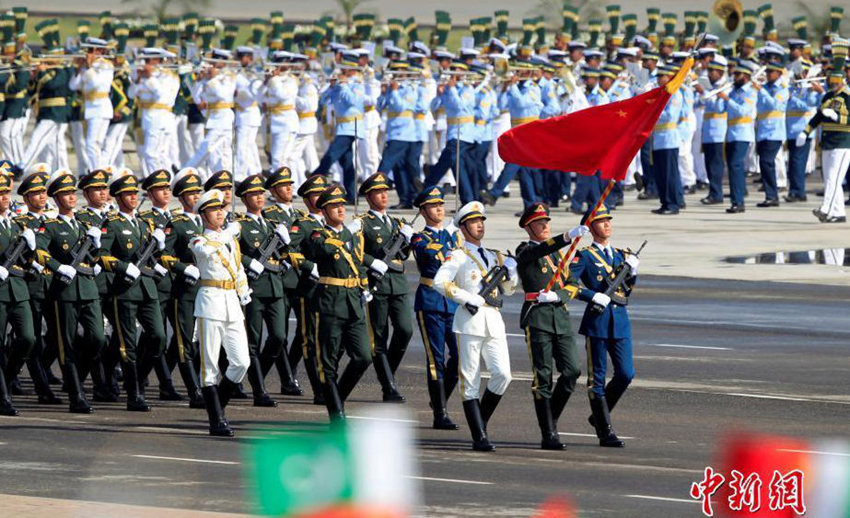 ‘파키스탄의 날’ 열병식에 참가한 중국 인민해방군 3군 의장대