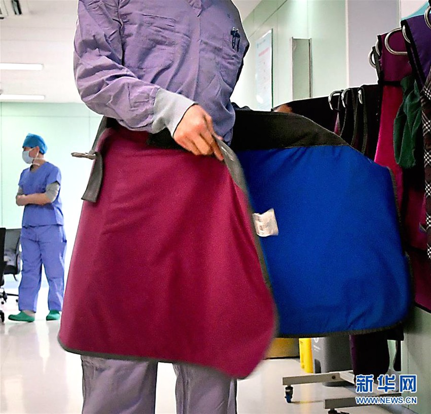 중국 병원의 ‘중책’을 맡고 있는 ‘방호복 입은 사람들’