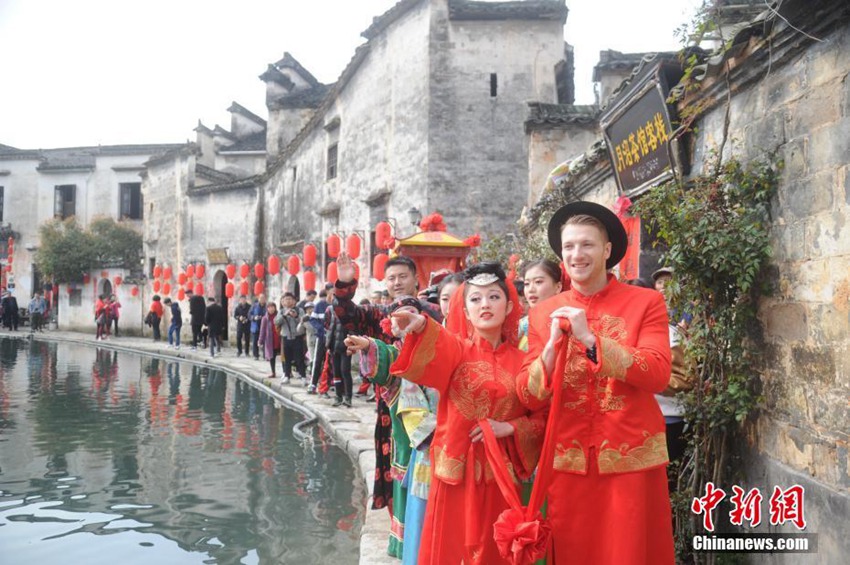 인연 맺은 서양 신랑❤중국 신부, 중국 후이저우 전통 결혼식