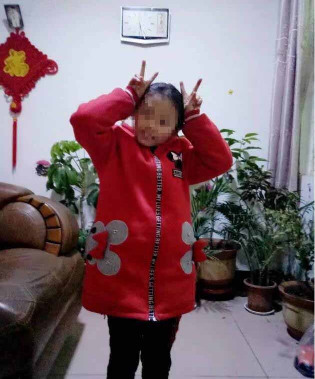 중국 6살 뇌사상태 女兒, 슬픔에 빠진 부모 어렵게 장기기증 결정해