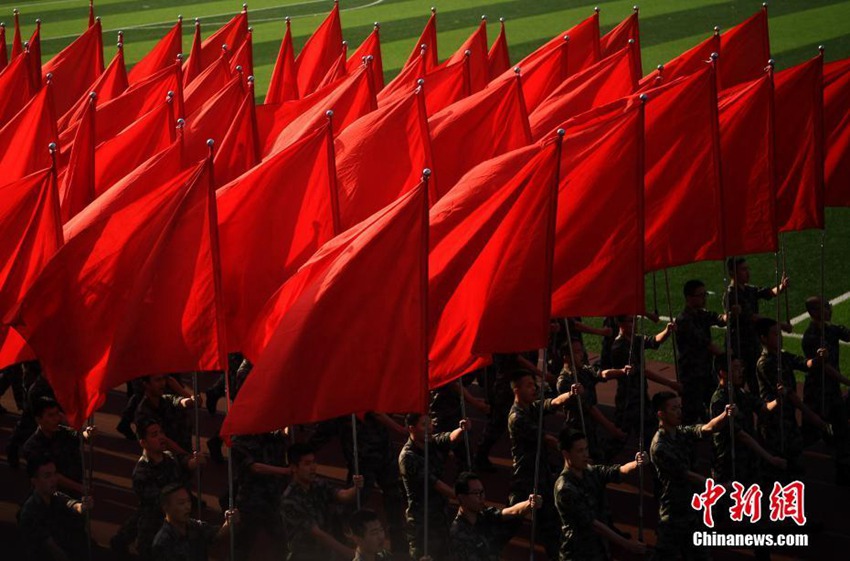 중국 해방군 군의大 운동회의 화려한 개막식, 하이라이트 공연 눈부셔