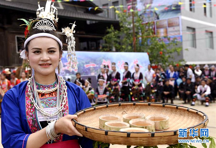 봄비 내리는 곡우 맞아 펼쳐진 광시 동족들의 유차(油茶) 축제