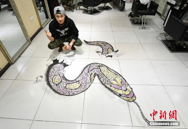중국 길림의 한 헤어디자이너, 3D 머리카락 그림으로 화제