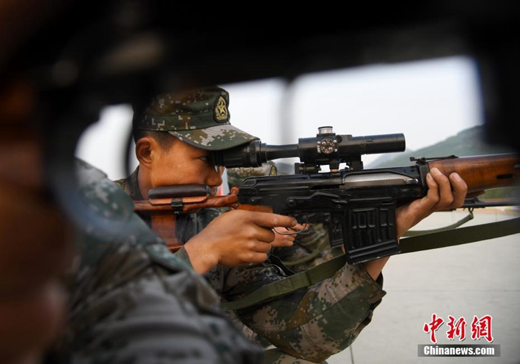 중국 해방군 육군 제78집단군 특전여단의 ‘저격수 훈련’