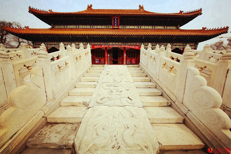 봄이 찾아온 하얼빈 문묘, 돋보이는 중국 전통 건축물
