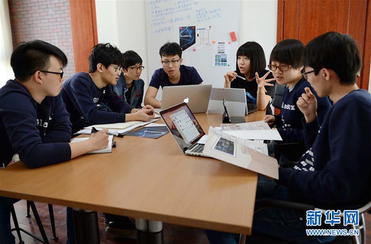 중국 산시 젊은 창업자들의 ‘인공지능 꿈’… 안면인식, 스마트 출퇴근 모두 실현