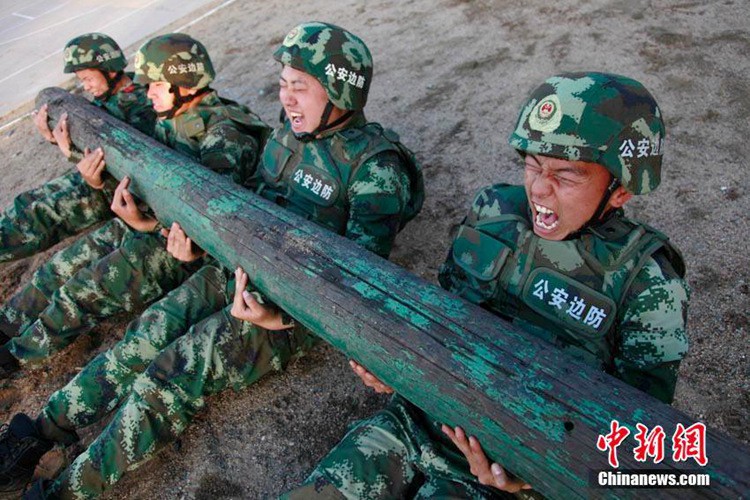 국경을 지키는 병사들, 중국 지린 무장경찰 대원들의 ‘1주일’