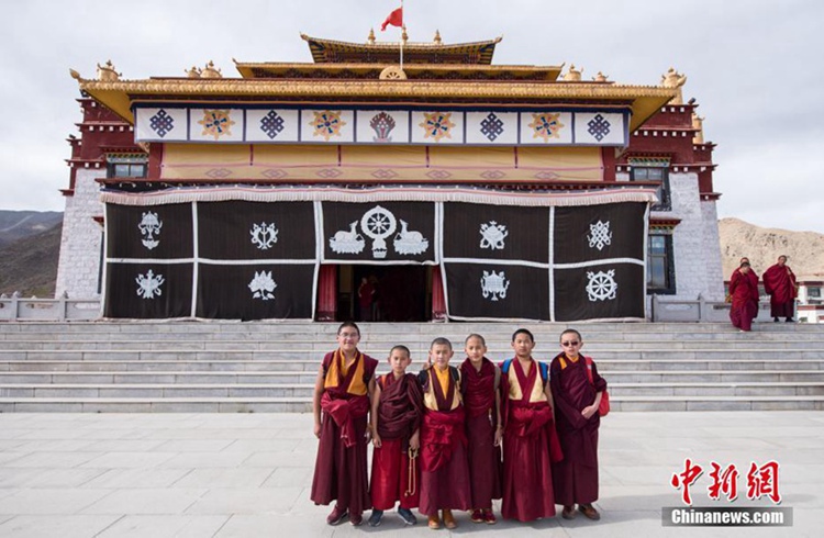 라마불교 5대 종파의 집결지: 중국 ‘시짱 불교학원’
