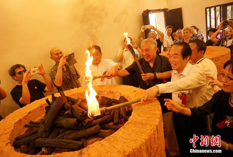 중국의 ‘도자기 도시’ 징더전서 명로•암로 복원에 성공