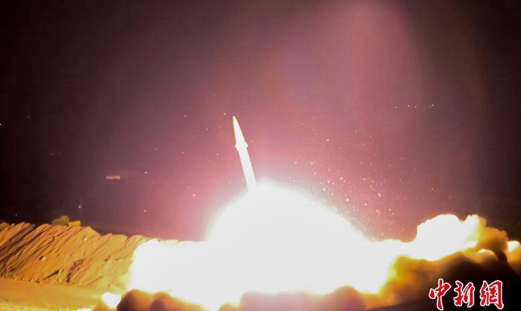 이란 혁명수비대 시리아로 미사일 ‘여러 발’ 발사, IS 테러 보복