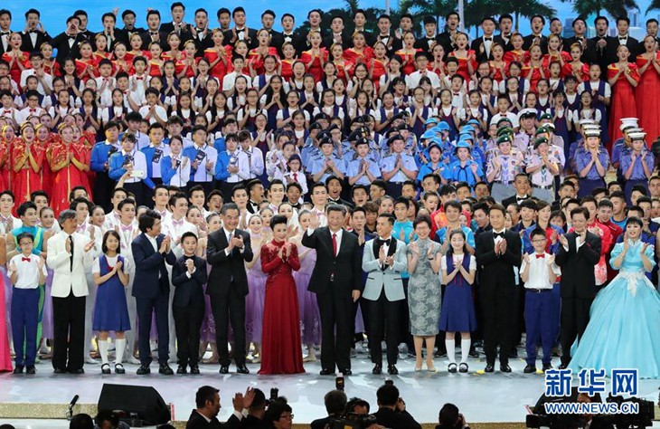 홍콩 반환 20주년 경축 공연 홍콩서 열려...시진핑 주석 참석 및 관람