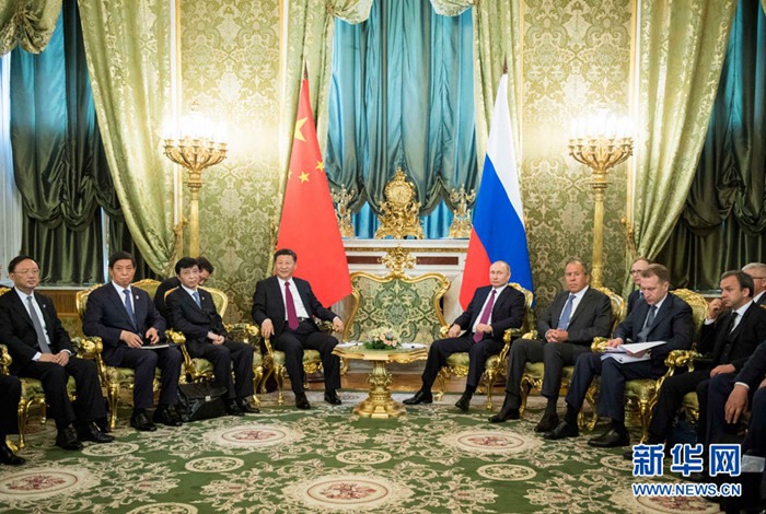 시진핑 주석, 푸틴 러시아 대통령과 회담 가져