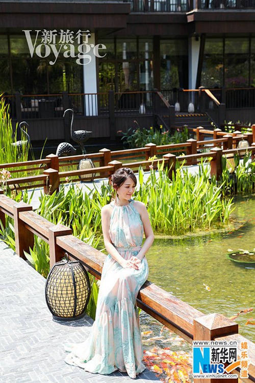 여름 휴가지에서 돋보이는 타이완 미녀스타 천차오언