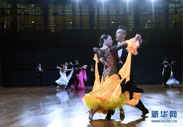 후허하오터서 네이멍구 국제 댄스스포츠 오픈대회 개막, 참가 선수만 4천 명