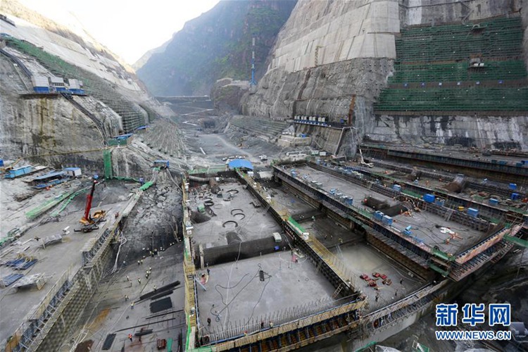 세계에서 2번째로 큰 댐 ‘하이허탄’, 건설현장 공개