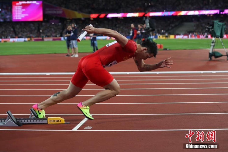 런던 세계육상선수권, 중국 남자 400m 릴레이 4위
