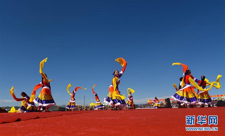 中 간난 마취서 제11회 거싸얼 경마축제 개막, 600명이 펼치는 경마대회