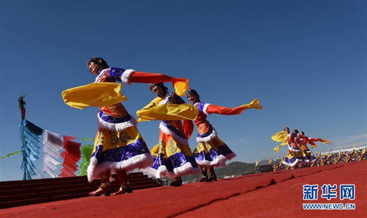 中 간난 마취서 제11회 거싸얼 경마축제 개막, 600명이 펼치는 경마대회