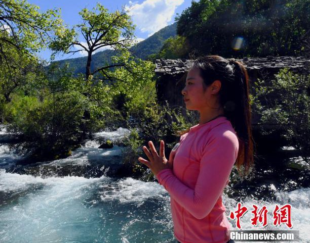 지진도 막지 못한 중국 주자이거우 ‘수정췬하이’의 아름다움