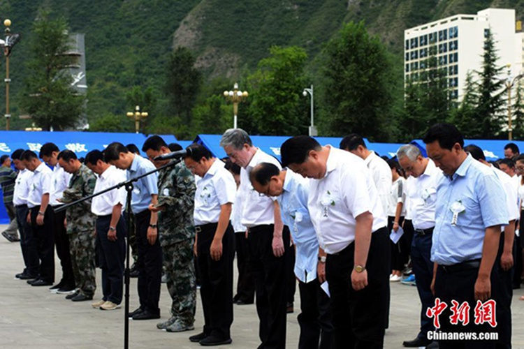 중국 쓰촨 주자이거우 지진 희생자 추모 행사 열려