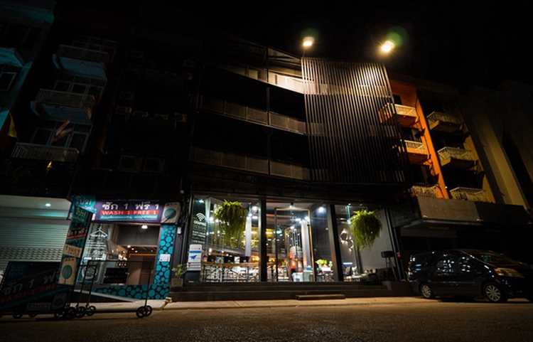 태국 짜릿한 ‘감옥 테마’ 호텔, 죄수복+죄수 사진 제공