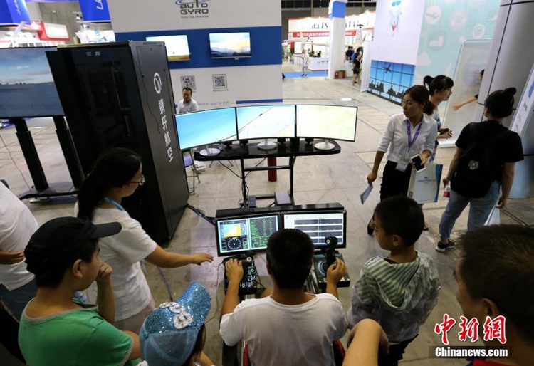 2017 중국국제범용항공대회가 시안서 개막