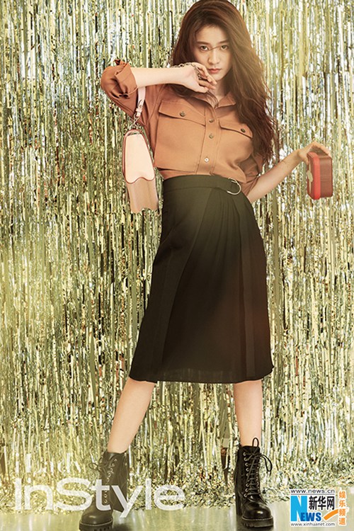 가을 패션 선보인 장쉐잉, 느낌 있는 도시녀의 스타일링