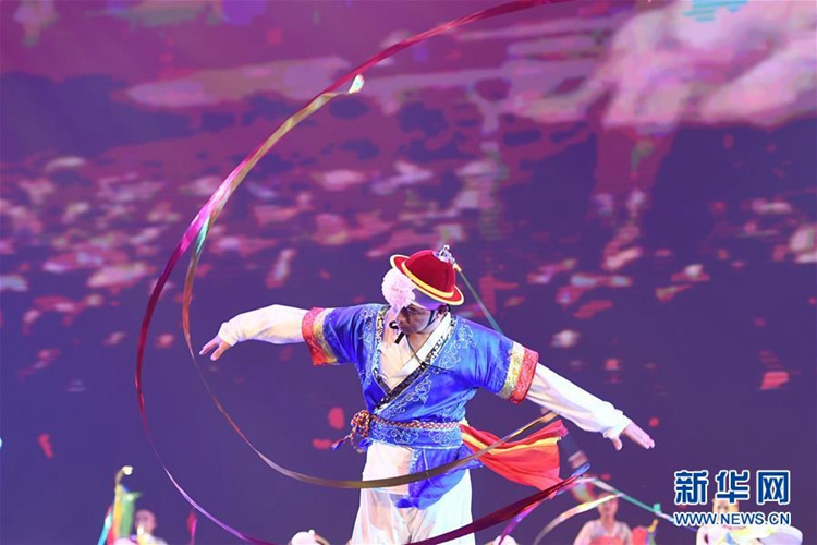 설립 65주년 맞은 길림 연변, 춤과 노래 이어지는 축제 현장