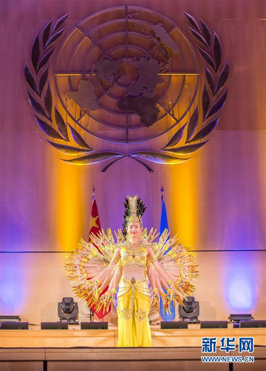 중국 장애인 예술단 유엔제네바사무국에서 공연, 화려한 ‘천수관음’
