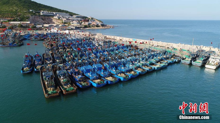 중국 황하이해 보하이해 어업 금지령 해제, 준비 마친 어민들 ‘출항’