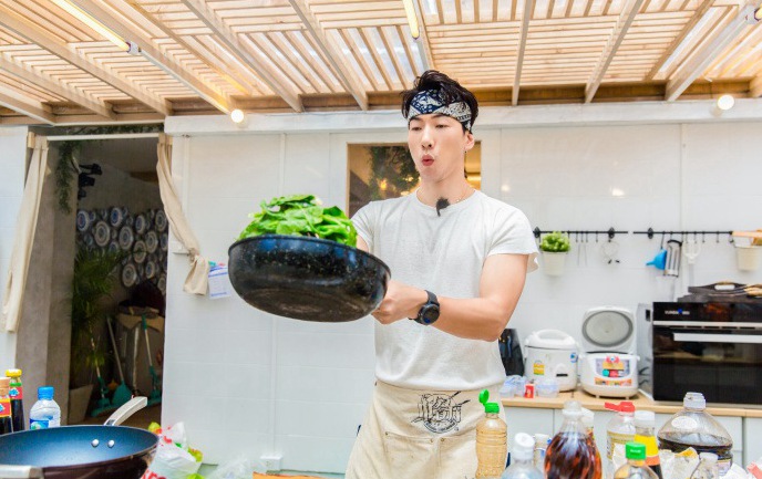 ‘냉장고를 부탁해’ 김지훈 ‘요리의 신’으로 변신…중한 연예계 숨은 요리 고수들은 누구?
