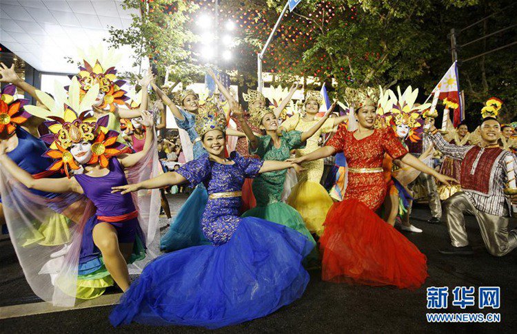 상하이 관광축제 퍼레이드 행사 개최, ‘문화의 융합’
