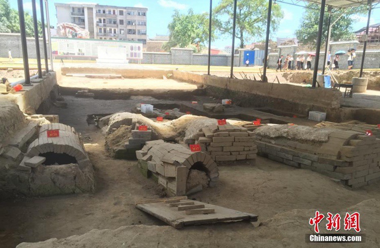 중국 장시 푸저우서 ‘탕현조’ 가족무덤 발견