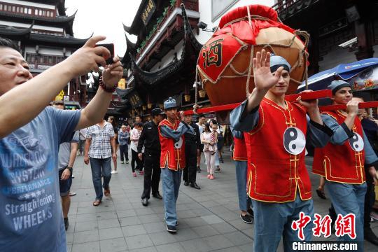 상하이 위위안 추석 문화전, 국내외 관광객들의 시선 사로잡아