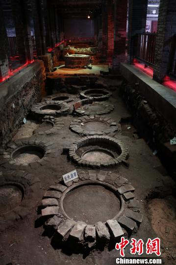 장시 리두 원대 ‘사오주’ 작업장 유적지 방문…옛 양조공예 체험