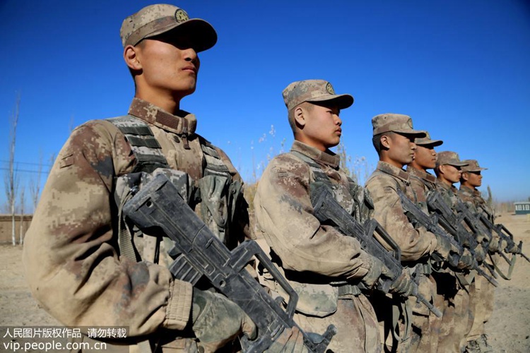 육군 모 부대의 신병 방호훈련 현장 공개